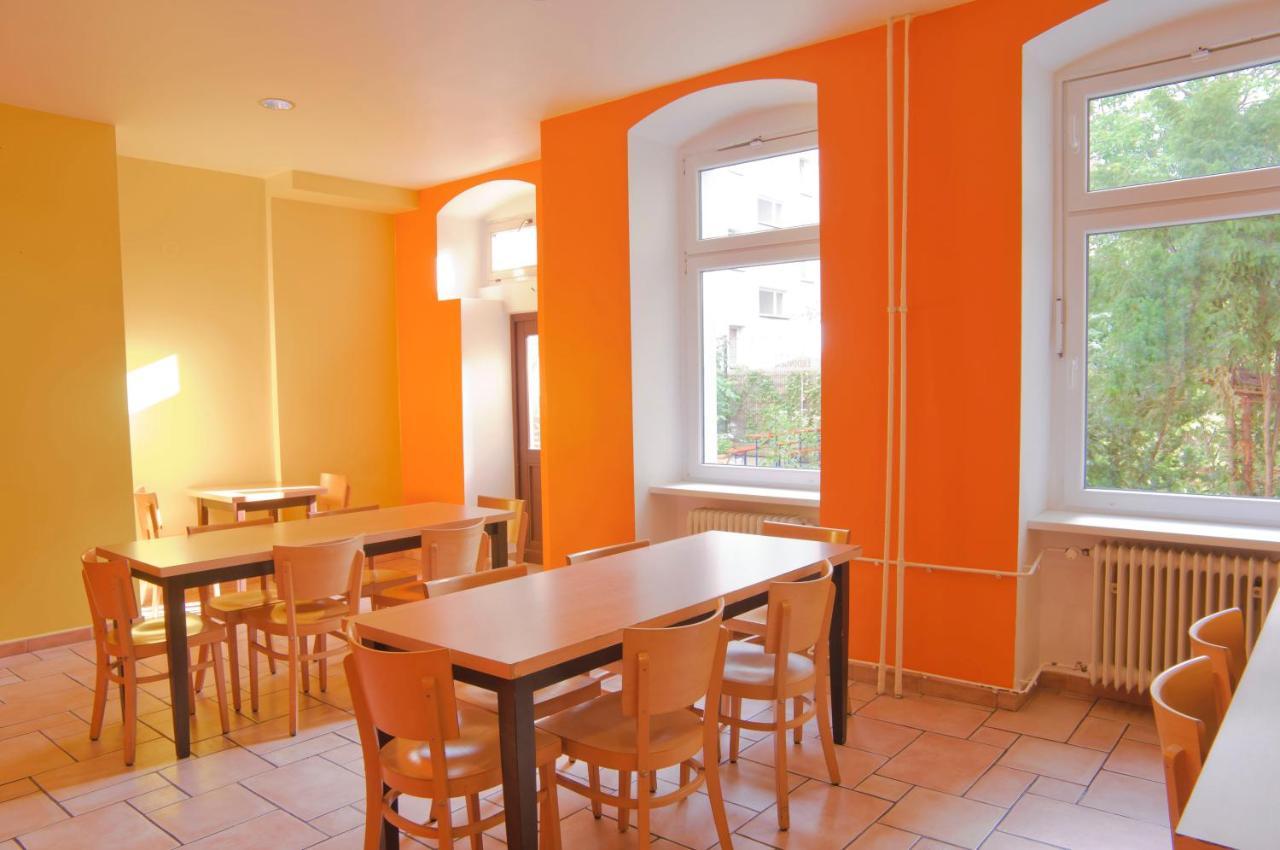 Happy Hotel Berlin Luaran gambar