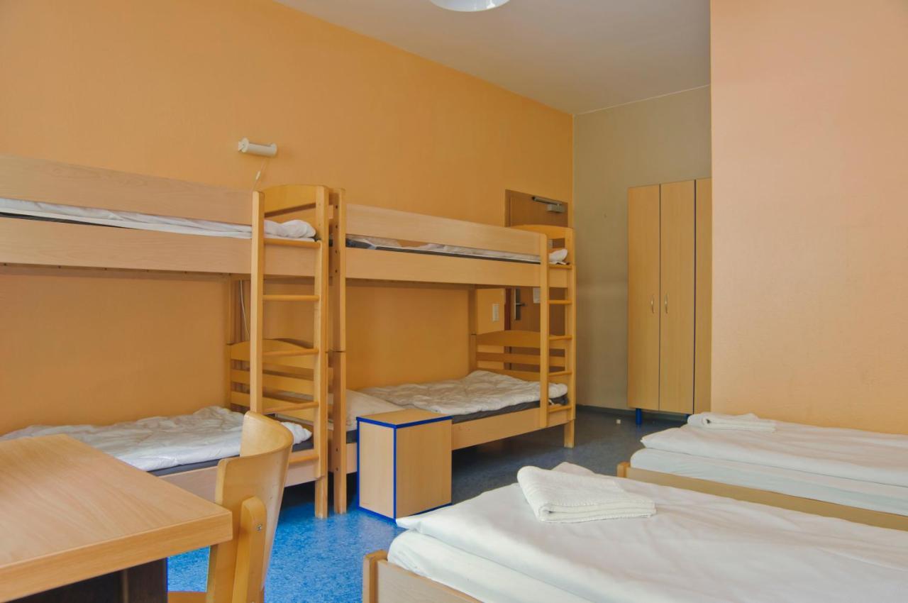 Happy Hotel Berlin Luaran gambar