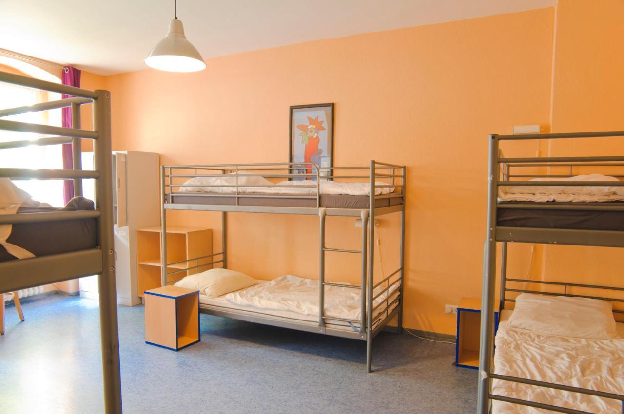Happy Hotel Berlin Luaran gambar