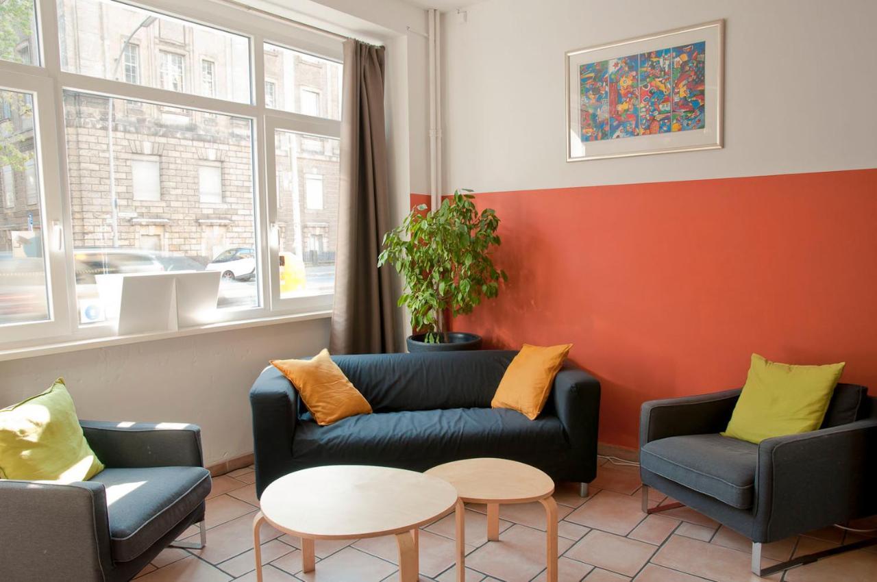 Happy Hotel Berlin Luaran gambar