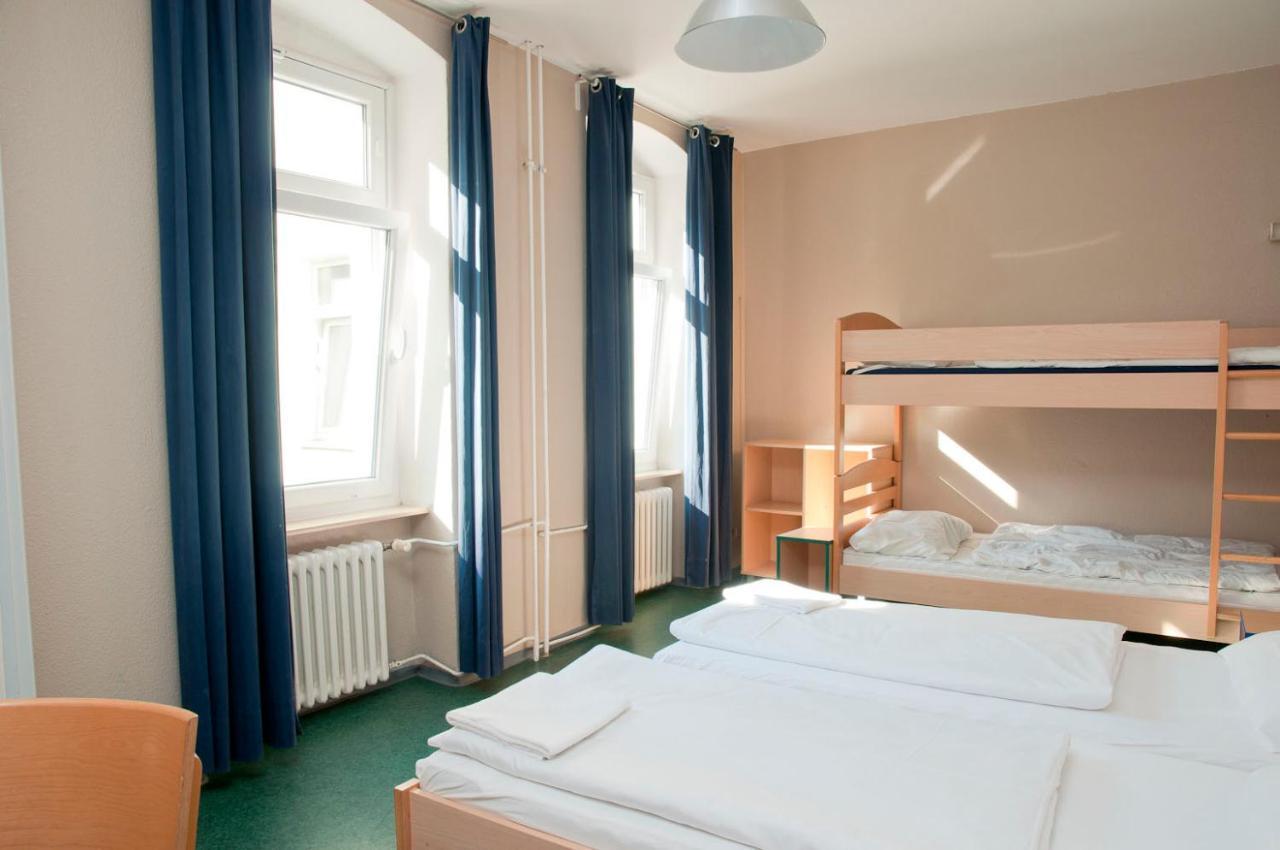 Happy Hotel Berlin Luaran gambar