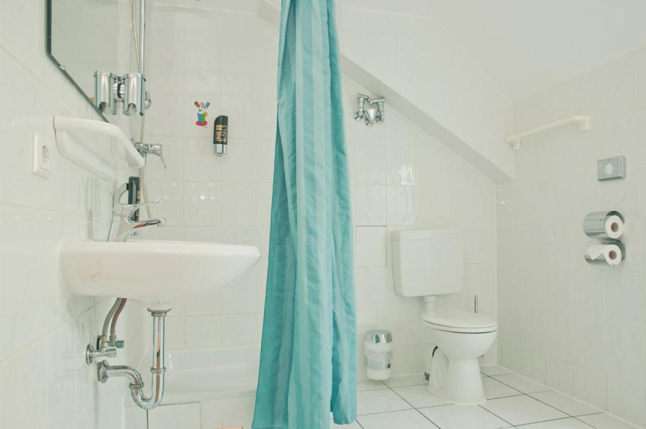 Happy Hotel Berlin Luaran gambar