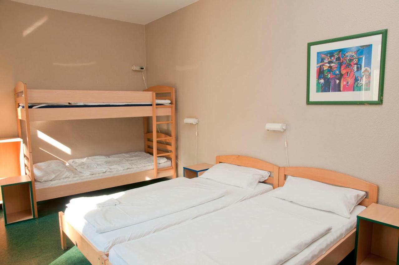 Happy Hotel Berlin Luaran gambar