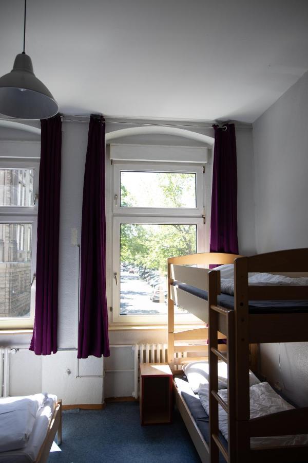 Happy Hotel Berlin Luaran gambar
