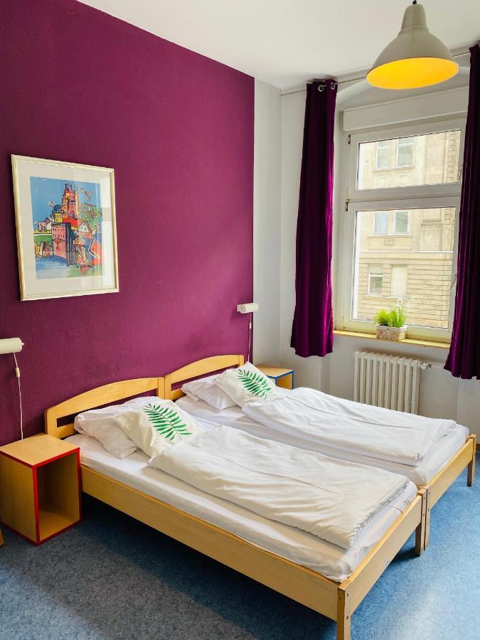 Happy Hotel Berlin Luaran gambar
